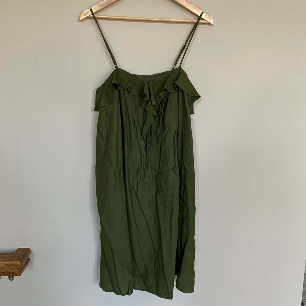 Line & Dot Olive Green Midi Dress